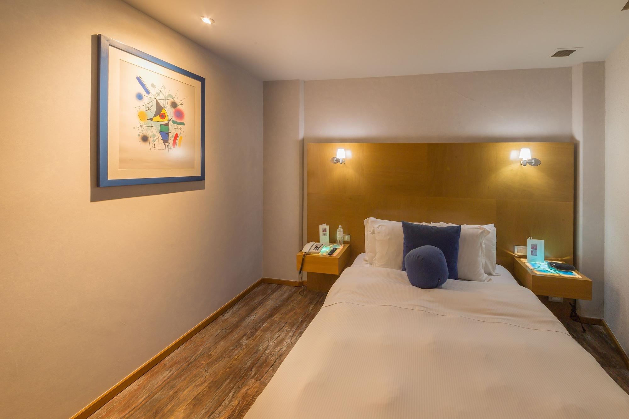 Suites Contempo Mexico City Exterior photo A room at the hotel