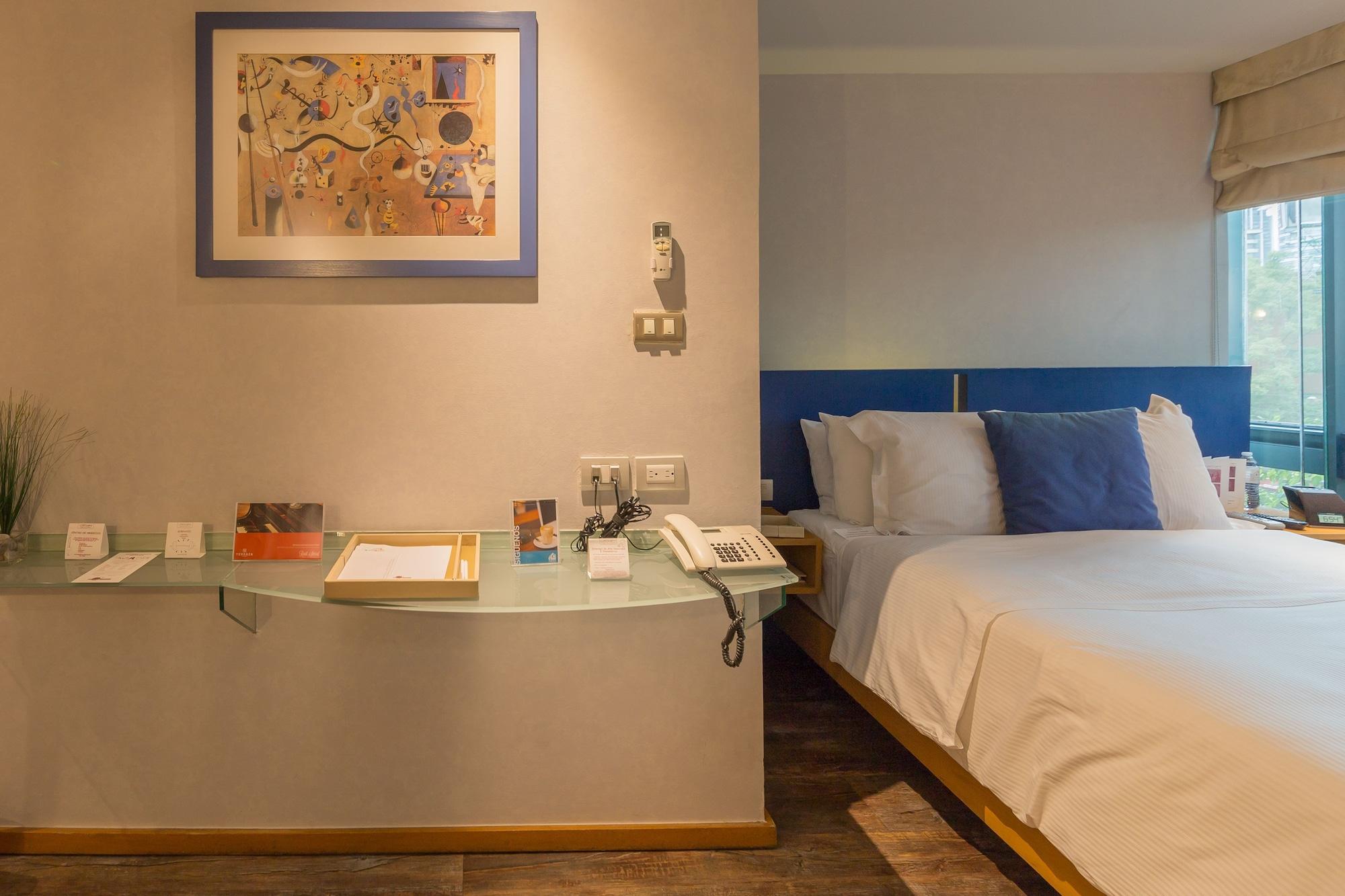 Suites Contempo Mexico City Exterior photo A room at the hotel