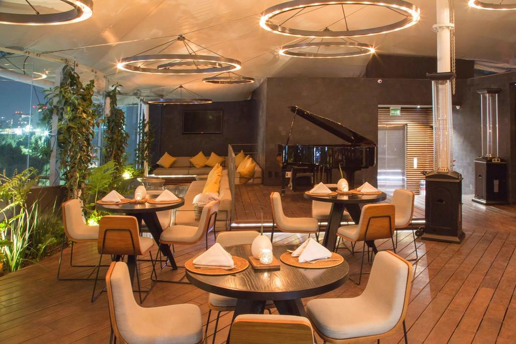 Suites Contempo Mexico City Exterior photo The interior of the restaurant