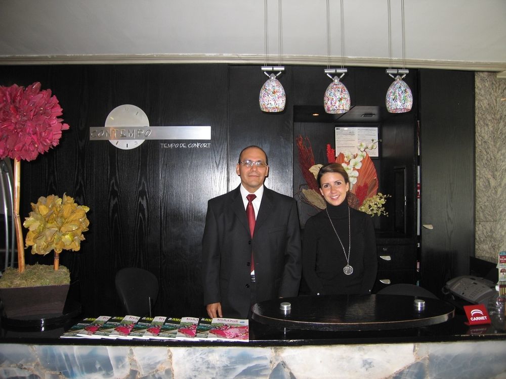 Suites Contempo Mexico City Exterior photo A concierge at a hotel