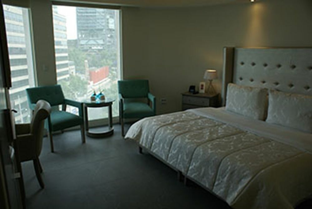 Suites Contempo Mexico City Exterior photo A room at the hotel